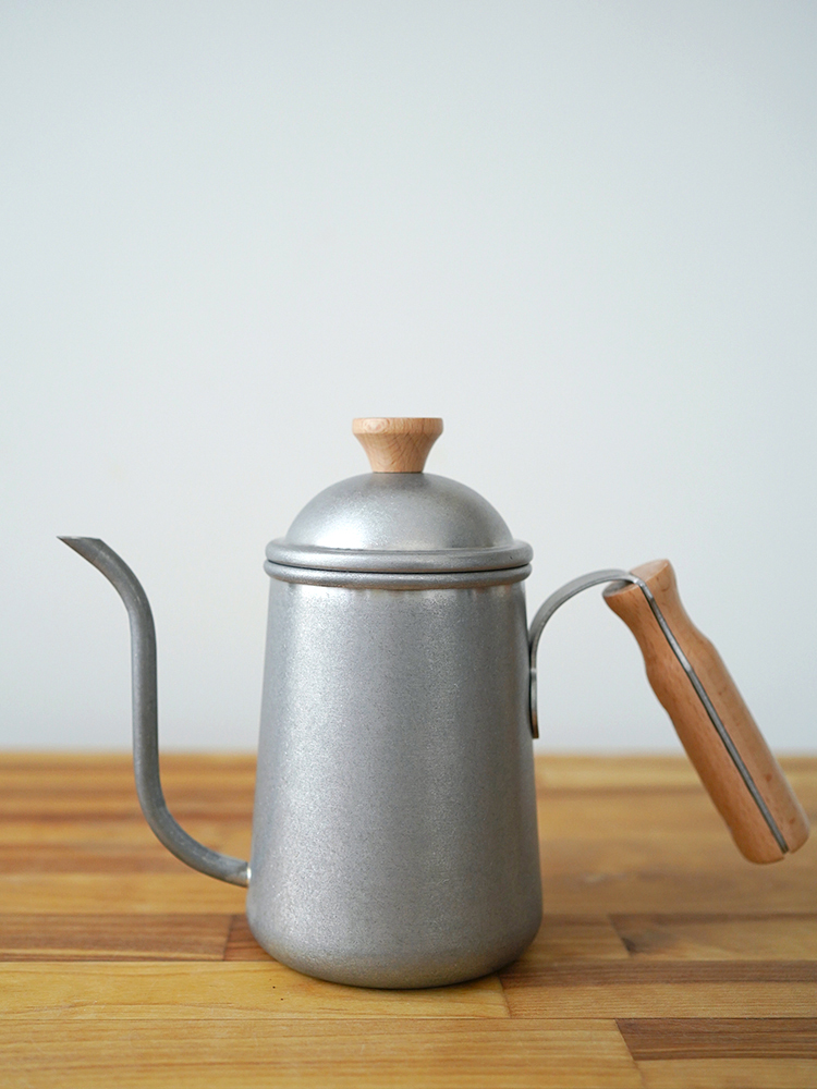 Coffee Equipment Store - กาน้ำกาแฟแบบเทมือ Good Morning Store ด้ามจับไม้สไตล์ Rustic